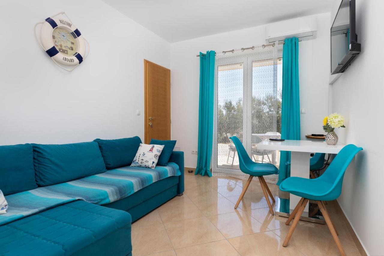 Apartments With A Parking Space Dugi Rat, Omis - 19516 外观 照片