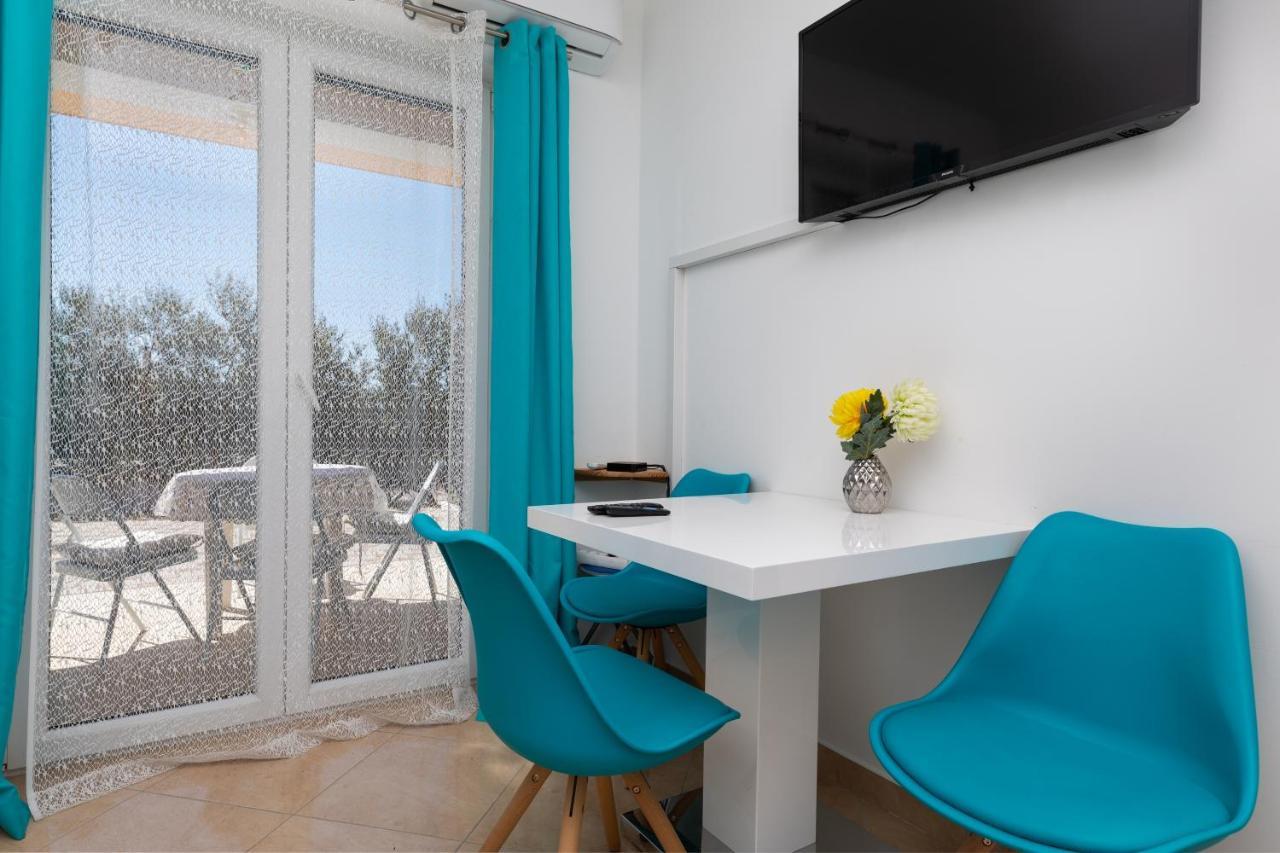 Apartments With A Parking Space Dugi Rat, Omis - 19516 外观 照片